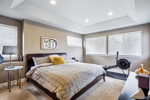 Building Photo - 3496 Ulster St