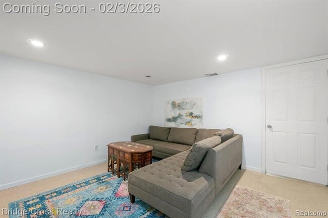 Building Photo - 4811 Mansfield Ave