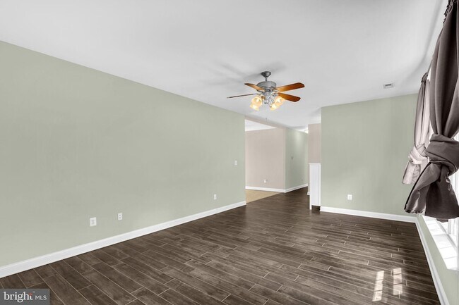 Building Photo - 11489 Lynx Dr