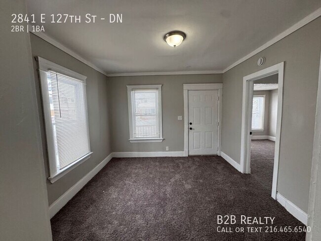 Building Photo - 2841 E 127th St