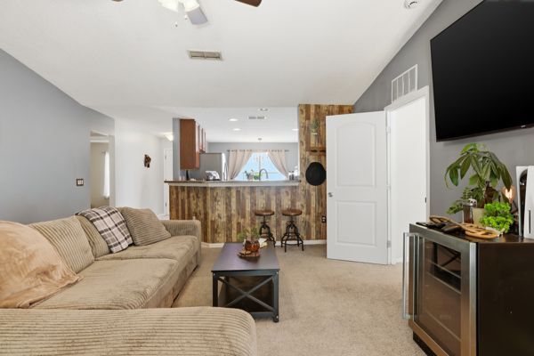 Building Photo - 45084 Ingleham Cir