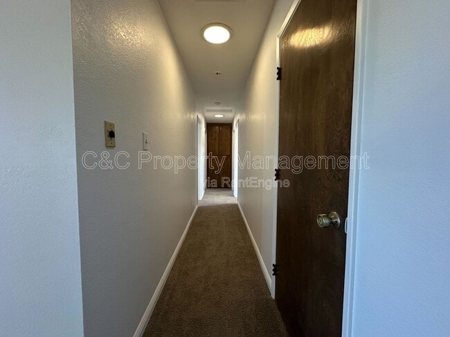 Building Photo - 14170 Montecito Pl