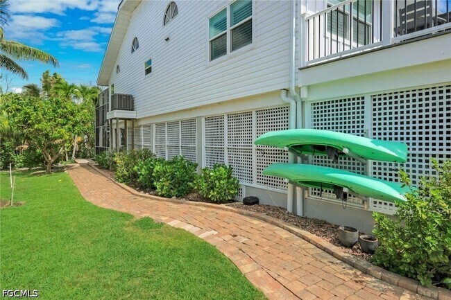 Building Photo - 21580 Indian Bayou Dr