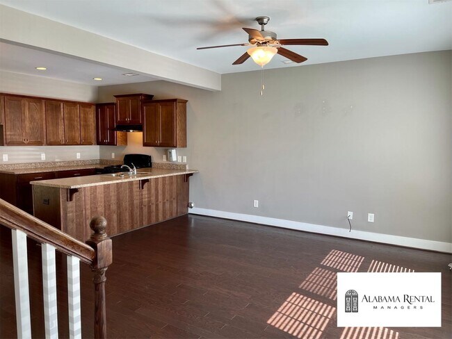 Building Photo - Townhome for rent in Chelsea!  Available to View Now!!!  DEPOSIT PENDING!!!