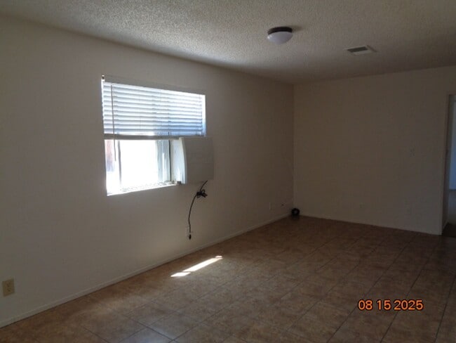 Building Photo - Nice & Clean One Story Home Offering 1374 ...