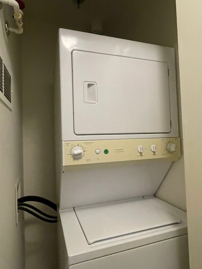 In Unit Washer and Dryer - 23325 Cornerstone Village Dr