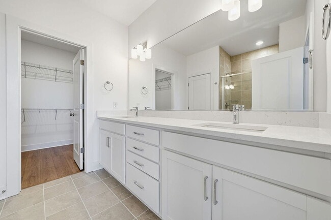 Building Photo - 6911 Cosby Vlg Ter