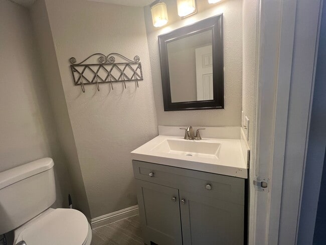 Building Photo - 362 Cavos Way
