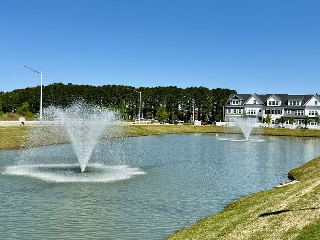 Building Photo - First Time Rental - Ready July 30th! 4 Bedrooms PLUS Loft! Great Views! Dog Park - Stocked Fishin...