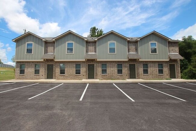 Primary Photo - Tour Today! 2 Bed 1.5 Bath Townhome! Lindale ISD!