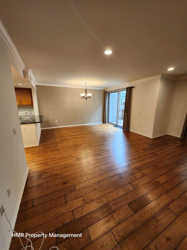 Building Photo - 2 bed 2.5 bath condominium at Lake at Waln...