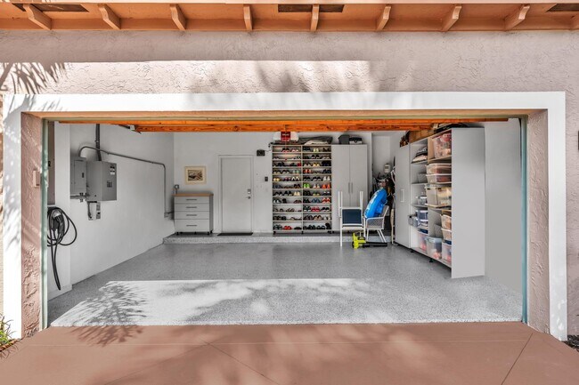 Building Photo - 20677 NW 26th Ct
