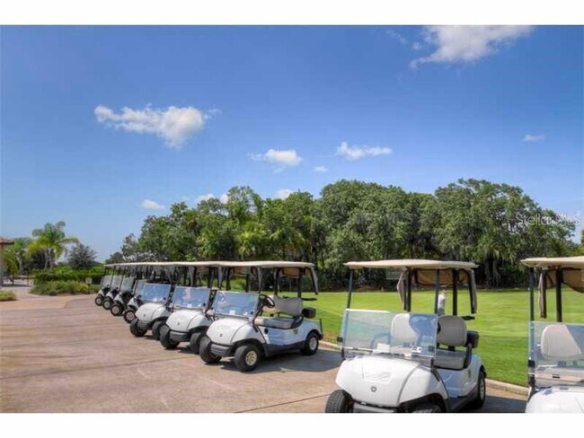 Building Photo - 7218 HERITAGE GRAND Pl