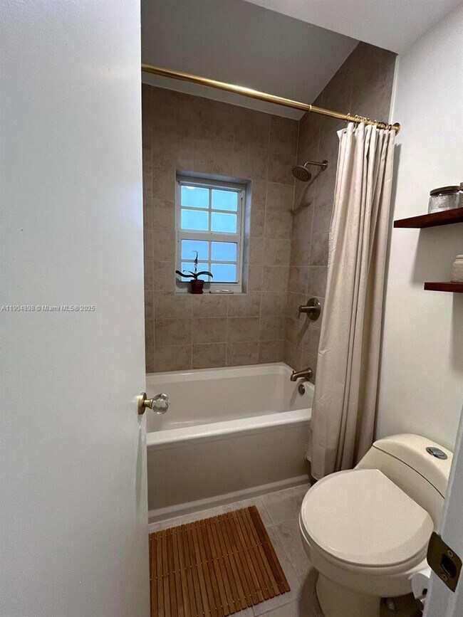 Building Photo - 14305 SW 57th Ln