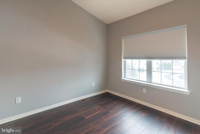 Building Photo - 2305 Maci's Cir