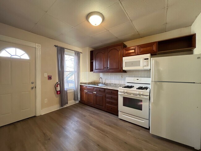 Building Photo - 1225 Lehigh St