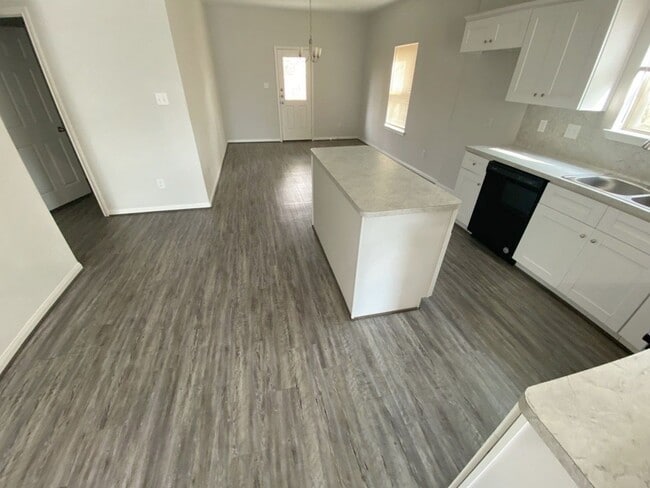 Building Photo - 4209 Mallow St