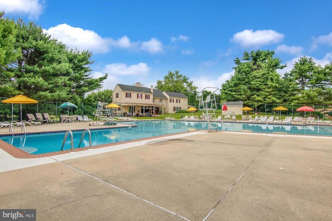 Building Photo - 306 Kidwelly Ct