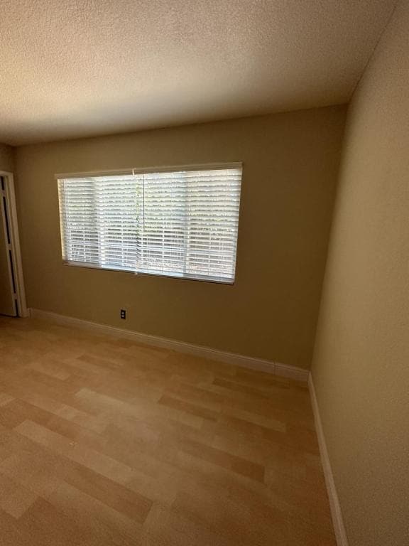 Building Photo - 6601 Lindbrook Way