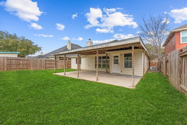 Building Photo - 10051 Williams Field Dr