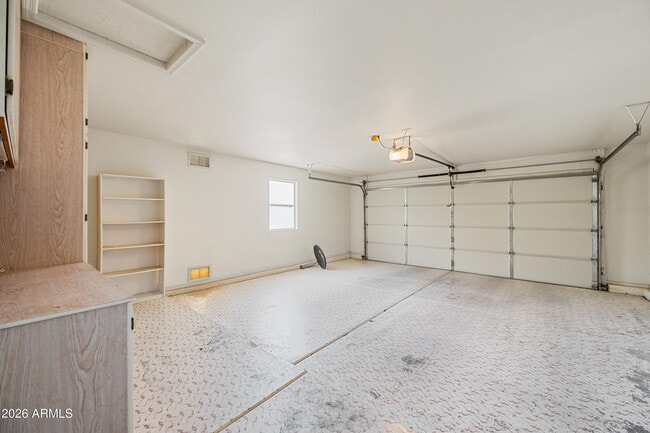 Building Photo - 14802 W Greystone Dr