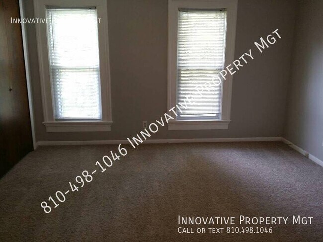 Building Photo - Spacious 4 bedroom , 1 1/2 bath home in Ga...