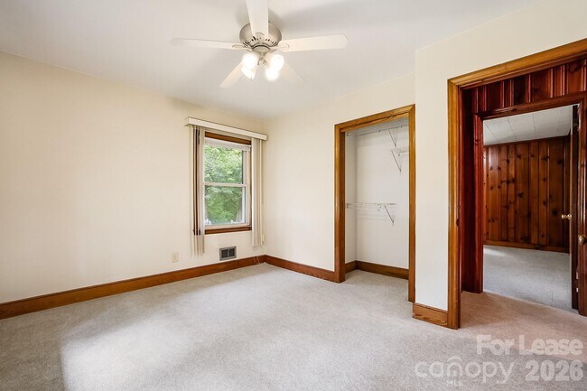 Building Photo - 6510 Pleasant Grove Rd