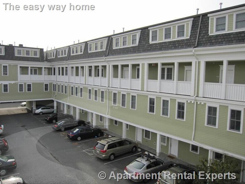 Building Photo - 110 Second St Unit #PH10