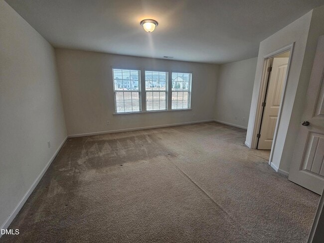 Building Photo - 41 Hawkstone Dr