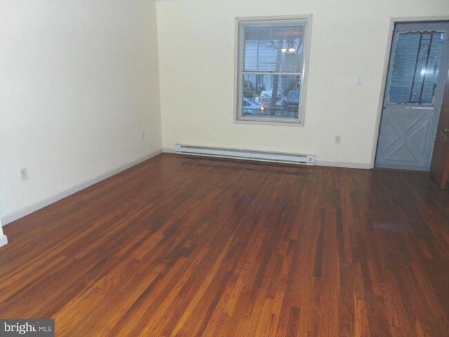 Building Photo - 10 Strode Ave