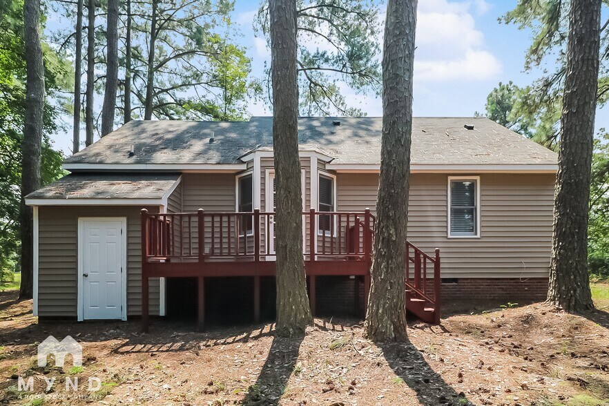 Building Photo - 917 Old Zebulon Rd