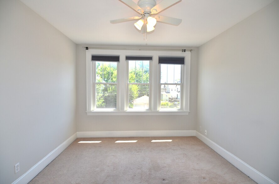 Building Photo - 4109 Millsbrae Ave