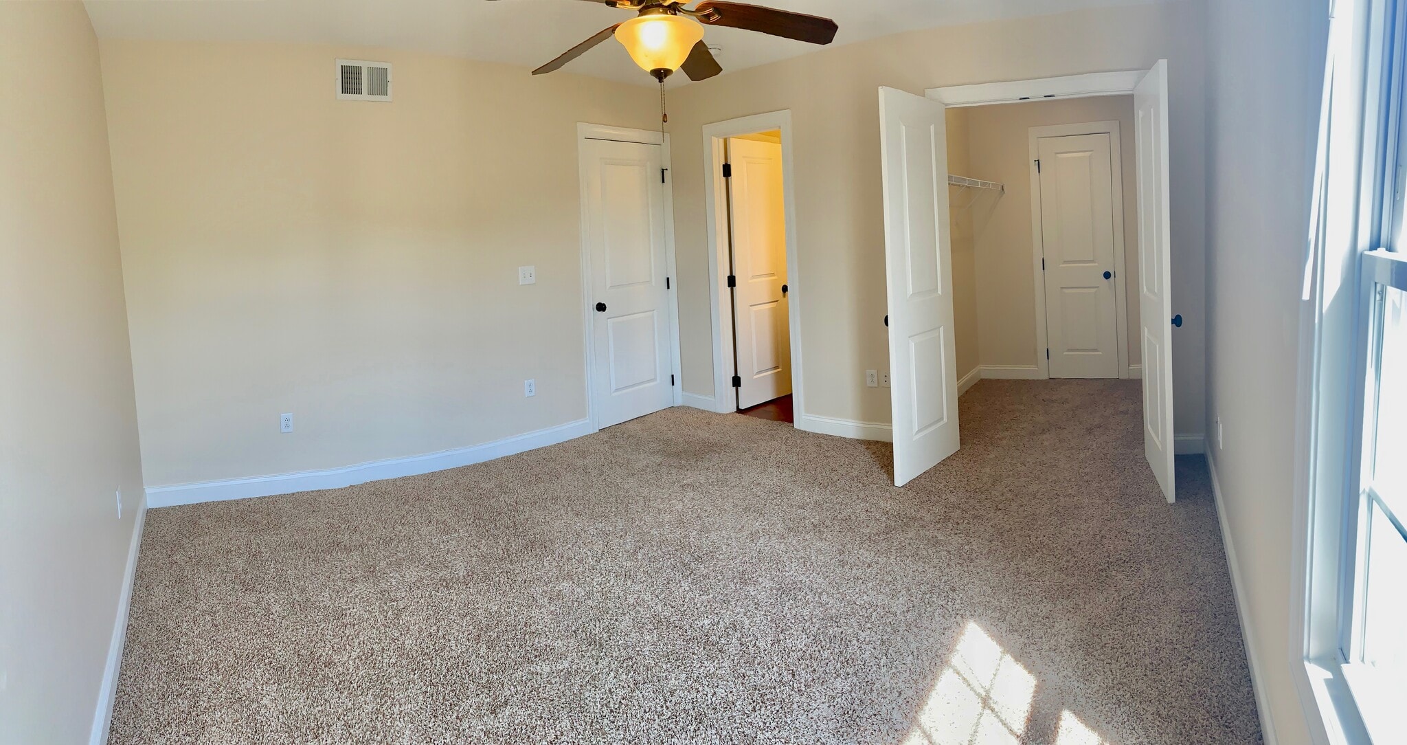 Building Photo - 405 Treyson Ln