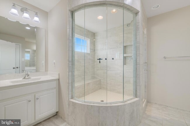 Building Photo - 4236 Winding Waters Terrace