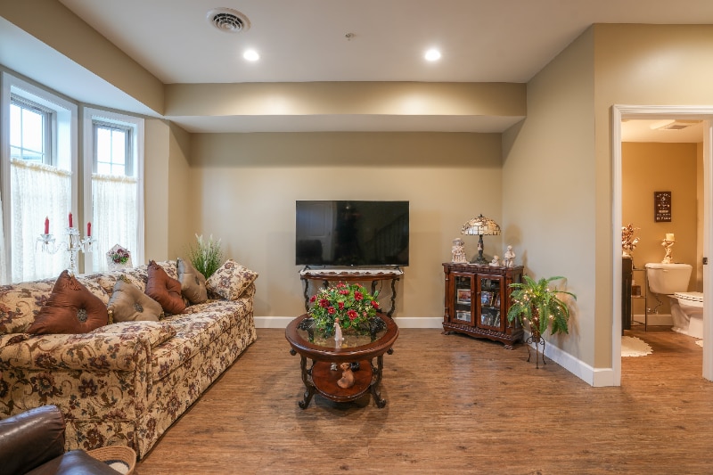 Building Photo - 117 S Beckman Dr