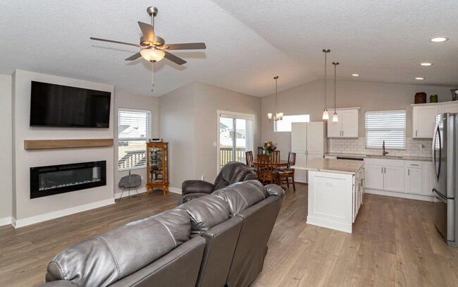 Building Photo - 508 Wicker Dr.