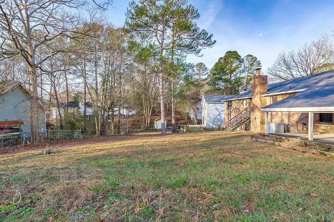 Building Photo - Charming 3 bedroom, 2 bathroom home located in Irmo, SC