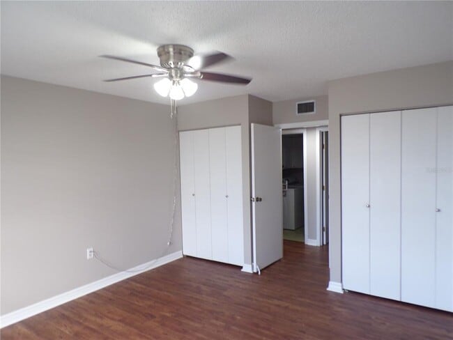 Building Photo - 1080 Bal Harbor Blvd