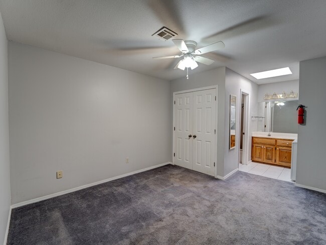 Building Photo - 13843 Turnberry Ln