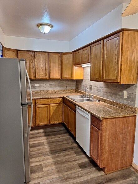 Kitchen Area - 1527 Berg Dr