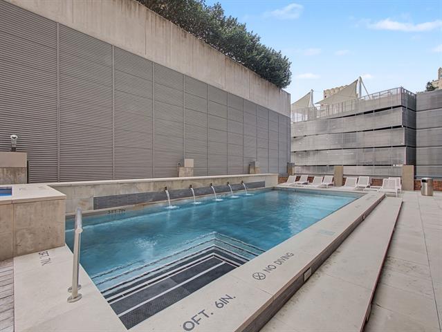 Building Photo - 1999 McKinney Ave