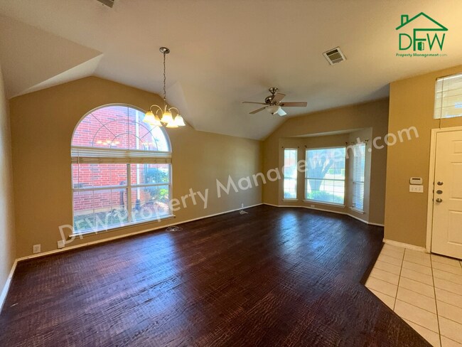 Building Photo - 3024 Peppercorn Dr