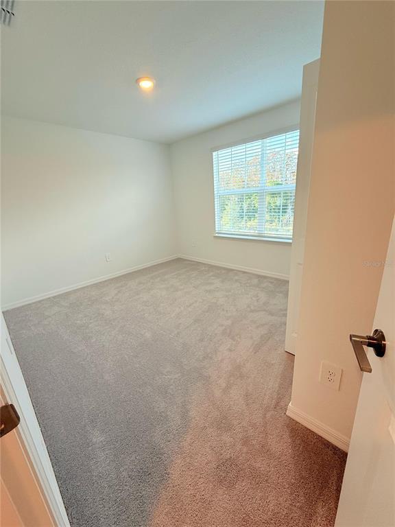 Building Photo - 17602 Pleasantview Blvd