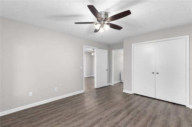 Building Photo - 295 E Burns Ct SW