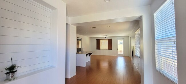 Building Photo - Gorgeous Single Story Home in Gated Community - Pool