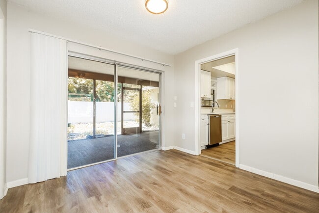 Building Photo - 113 Timber Cir