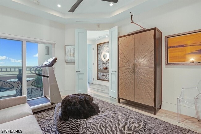 Building Photo - 255 Barefoot Beach Blvd