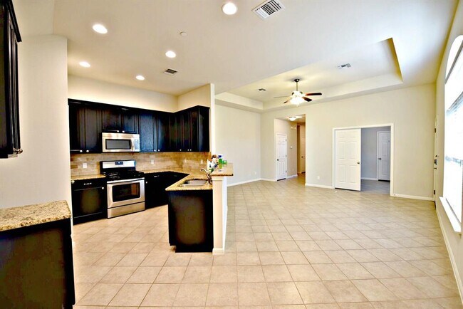 Building Photo - 1900 Little Elm Trail