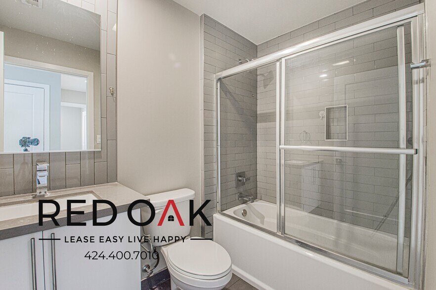 Building Photo - 4506 Esmeralda St