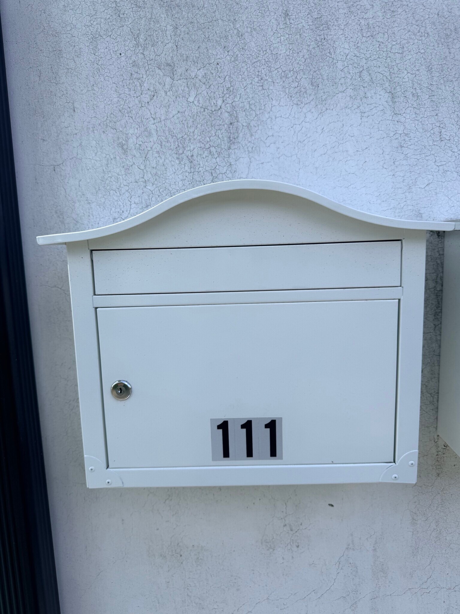 Building Photo - 111 E 60th St